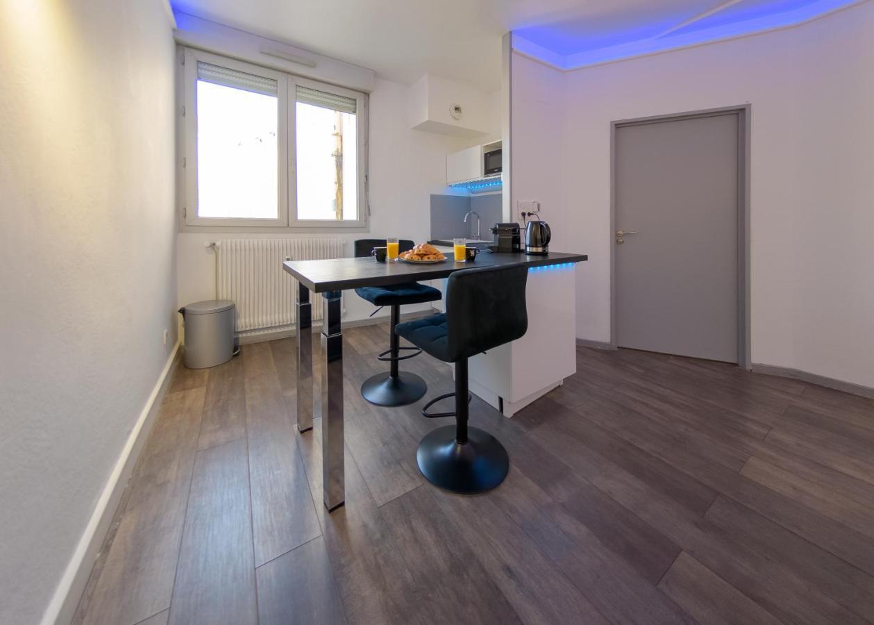 Appart'Hotel De La Gare - Cocooning Montbéliard Extérieur photo